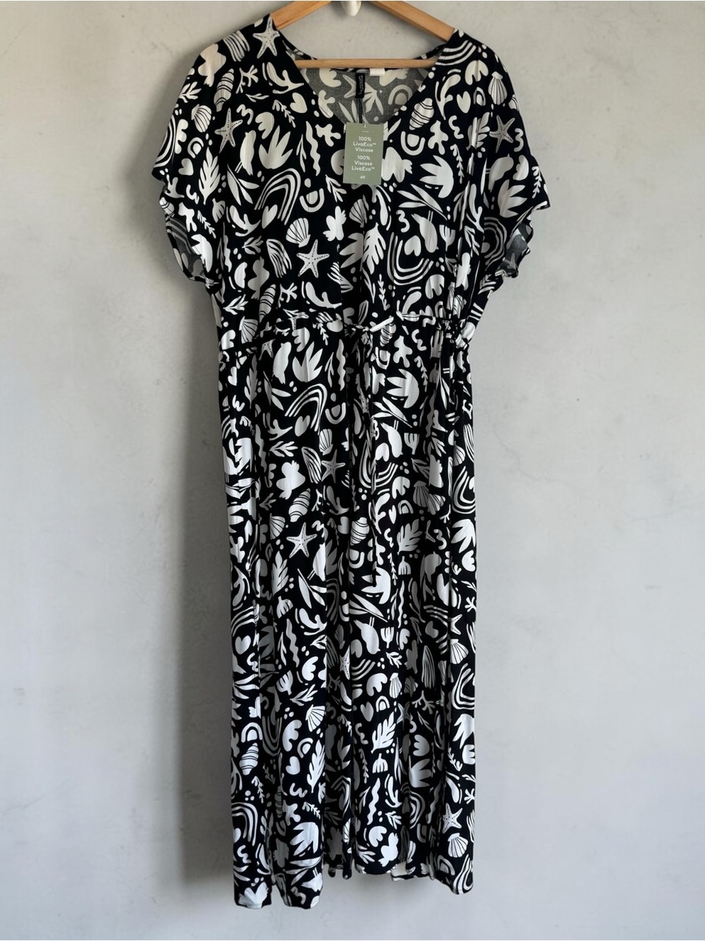 H&M Black White Abstract Print Midi Dress NWT Drawstring Waist Size S